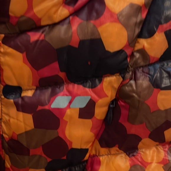 Vest - Picture 2 of 5